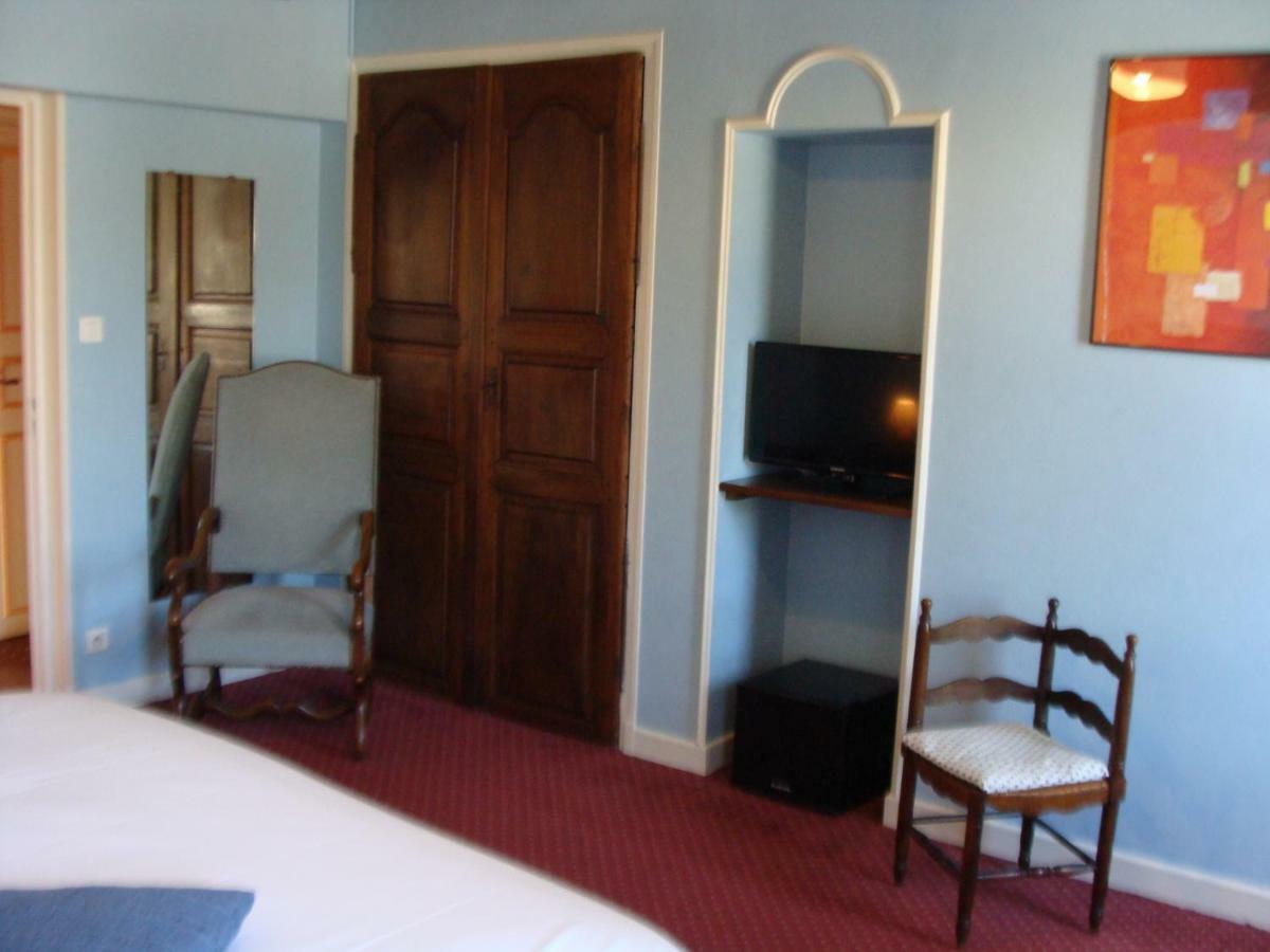 Logis La Gamade Hotel Donzenac Exterior photo