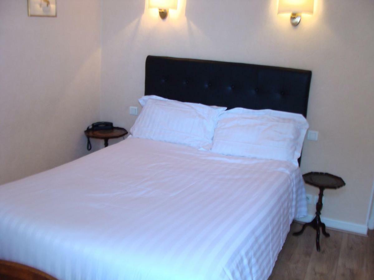 Logis La Gamade Hotel Donzenac Exterior photo